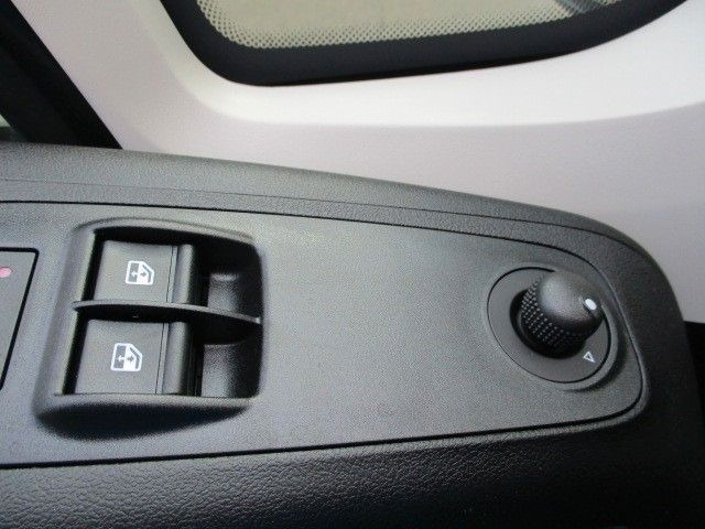 Fiat Ducato Maxi L2H2 - Xe van chở hàng: hình 4 Fiat Ducato Maxi L2H2 - Xe van chở hàng: hình 4