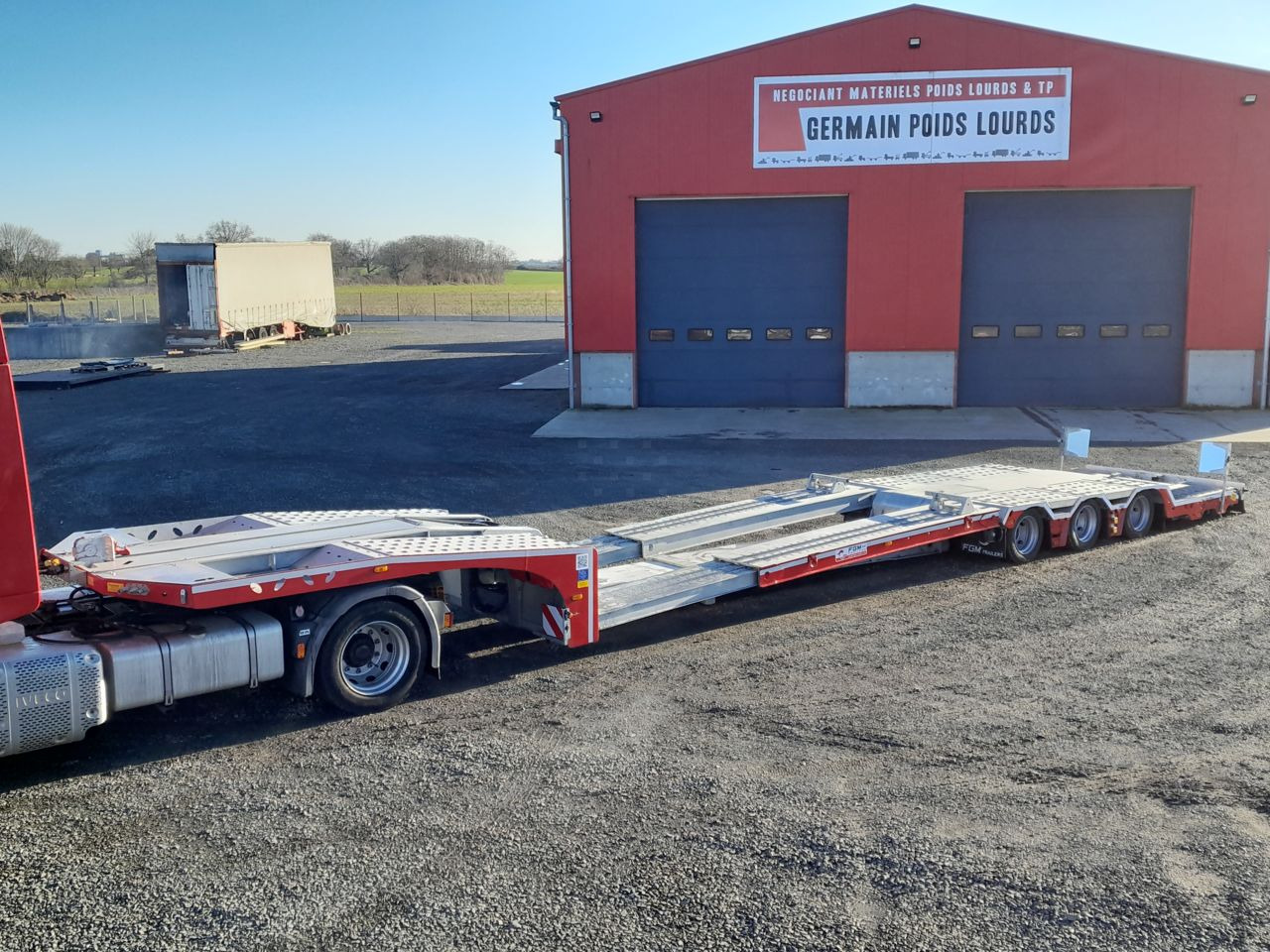 FGM FGM 32 plant carrier / low loader Semi-trailer - Sơ mi rơ moóc thùng thấp: hình 1 FGM FGM 32 plant carrier / low loader Semi-trailer - Sơ mi rơ moóc thùng thấp: hình 1