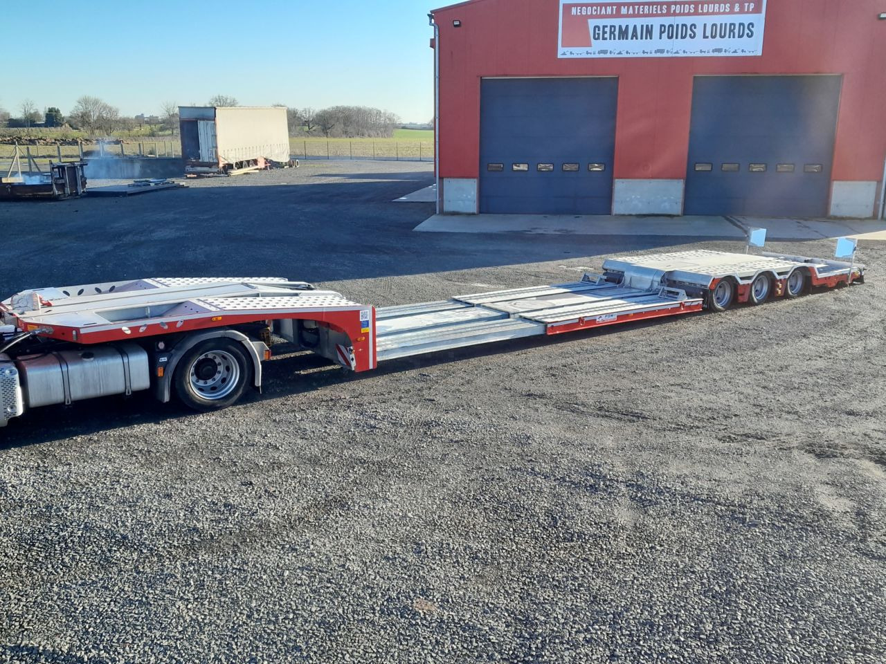 FGM FGM 32 plant carrier / low loader Semi-trailer - Sơ mi rơ moóc thùng thấp: hình 2 FGM FGM 32 plant carrier / low loader Semi-trailer - Sơ mi rơ moóc thùng thấp: hình 2