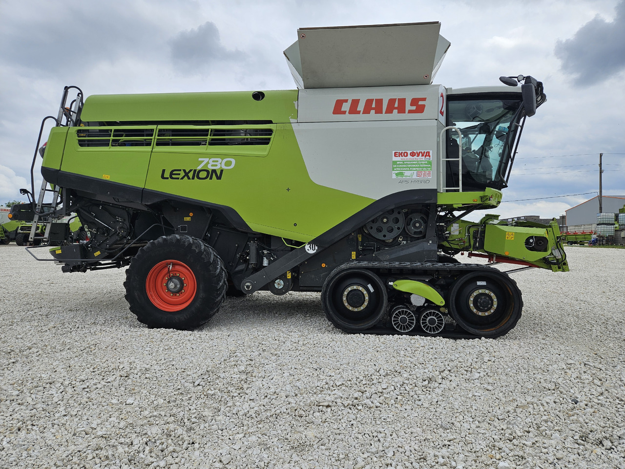 CLAAS LEXION 780 TT, V12.30 - Máy gặt đập: hình 2 CLAAS LEXION 780 TT, V12.30 - Máy gặt đập: hình 2
