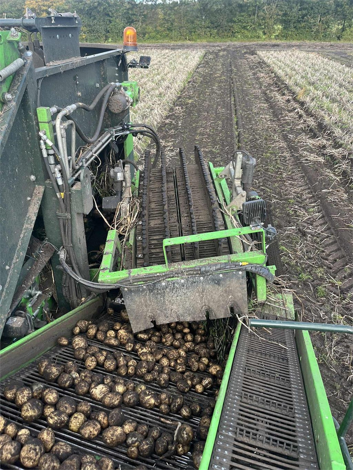 AVR 9200 CR - Máy thu hoạch khoai tây: hình 4 AVR 9200 CR - Máy thu hoạch khoai tây: hình 4