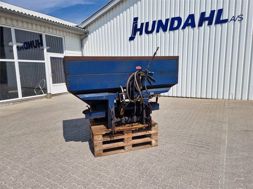 Bogballe C II HYDRAULISK - Máy rải phân bón: hình 1 Bogballe C II HYDRAULISK - Máy rải phân bón: hình 1