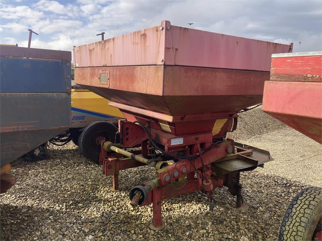 Bredal B2 LIFTOPHÆNGT - Máy rải phân bón: hình 3 Bredal B2 LIFTOPHÆNGT - Máy rải phân bón: hình 3