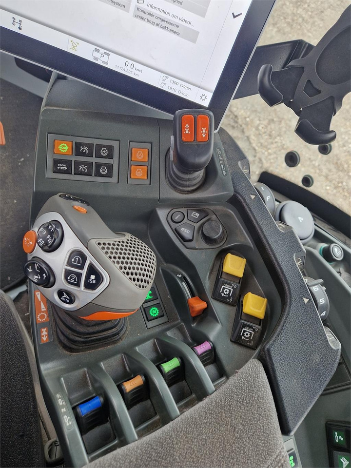 Claas AXION 960 TT - Máy cày: hình 5 Claas AXION 960 TT - Máy cày: hình 5