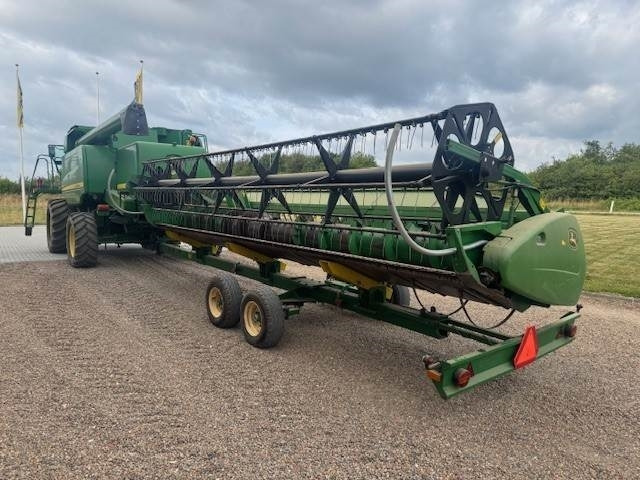 John Deere T660I - Máy gặt đập: hình 5 John Deere T660I - Máy gặt đập: hình 5