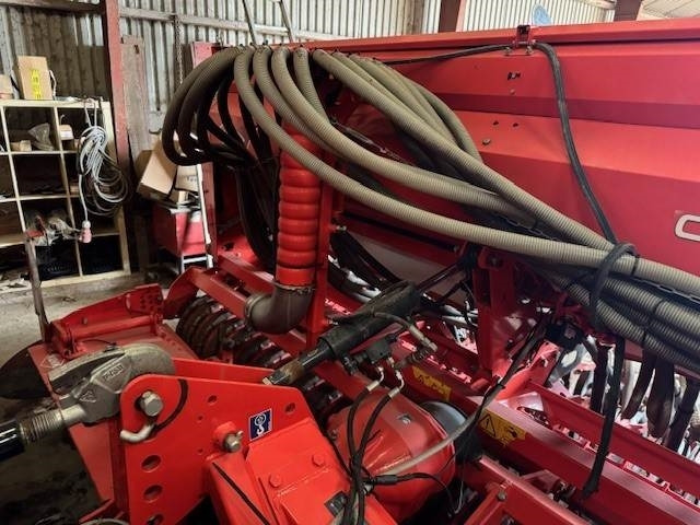 Kuhn SITERA 4000 + TF1500 - Máy gieo hạt liên hợp: hình 3 Kuhn SITERA 4000 + TF1500 - Máy gieo hạt liên hợp: hình 3