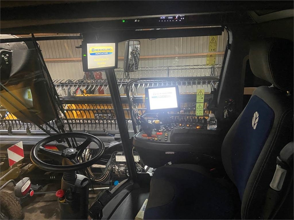 New Holland CR9.90 ST.V EU AMEA - Máy gặt đập: hình 5 New Holland CR9.90 ST.V EU AMEA - Máy gặt đập: hình 5