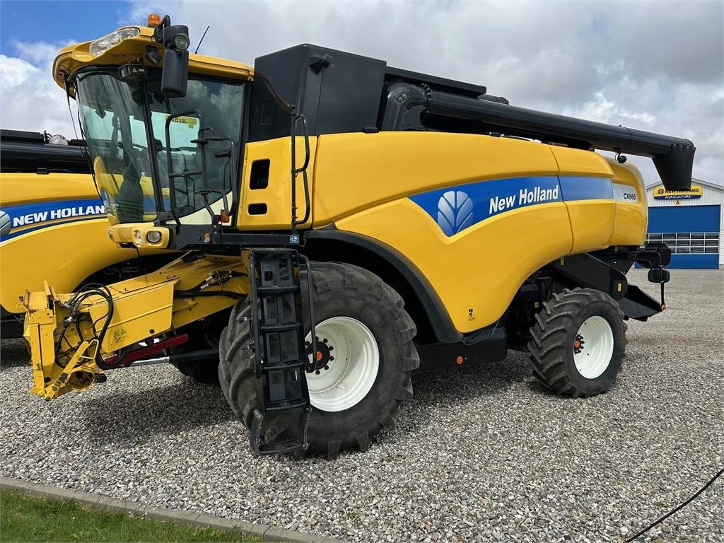 New Holland CX860 SLH - Máy gặt đập: hình 1 New Holland CX860 SLH - Máy gặt đập: hình 1