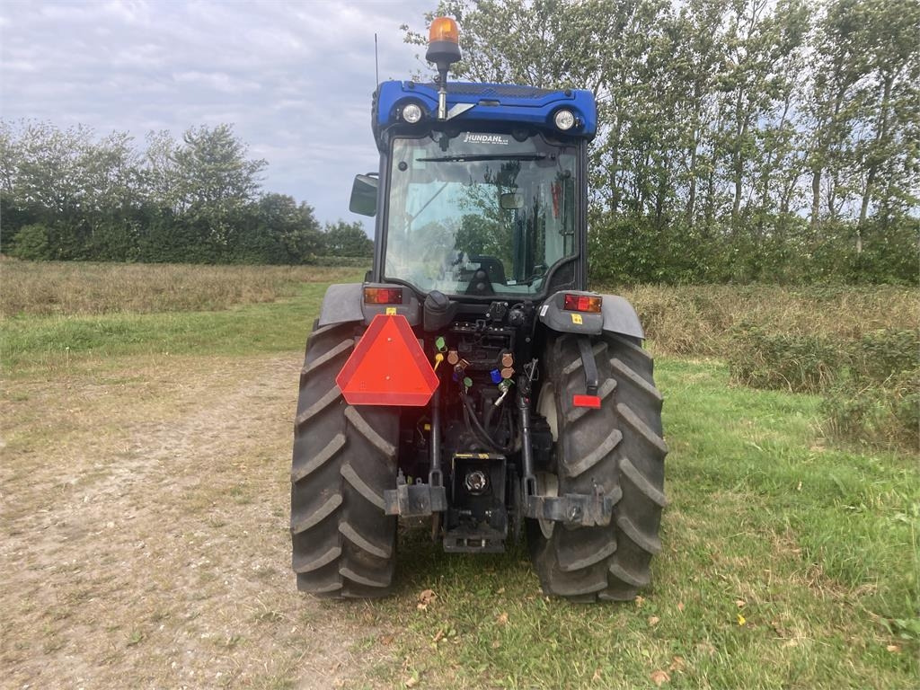 New Holland T4.80N SS CAB - Máy cày: hình 4 New Holland T4.80N SS CAB - Máy cày: hình 4