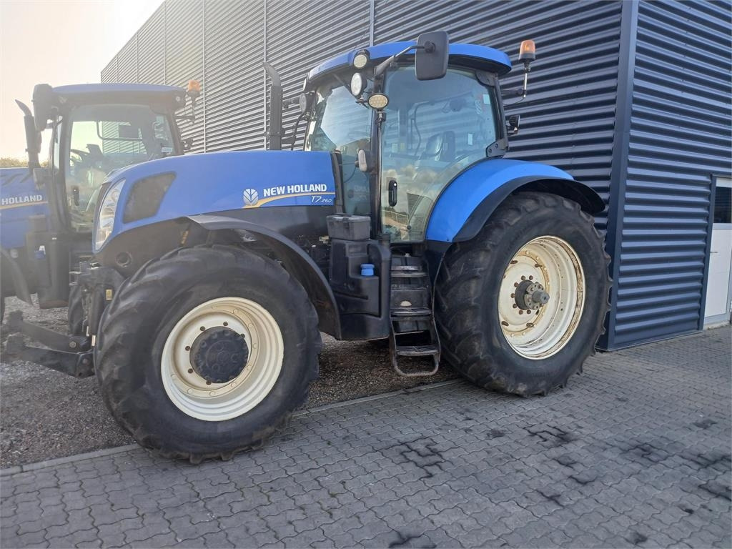 New Holland T7.260 PC SWII - Máy cày: hình 1 New Holland T7.260 PC SWII - Máy cày: hình 1