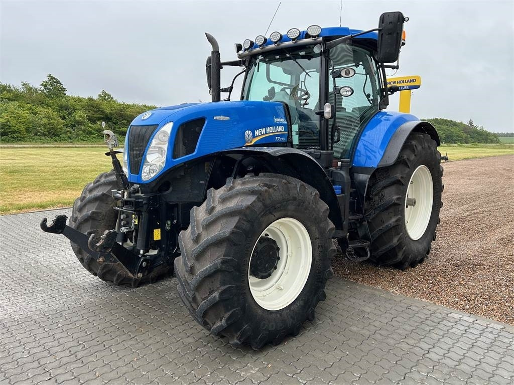 New Holland T7.270AC KEY - Máy cày: hình 5 New Holland T7.270AC KEY - Máy cày: hình 5