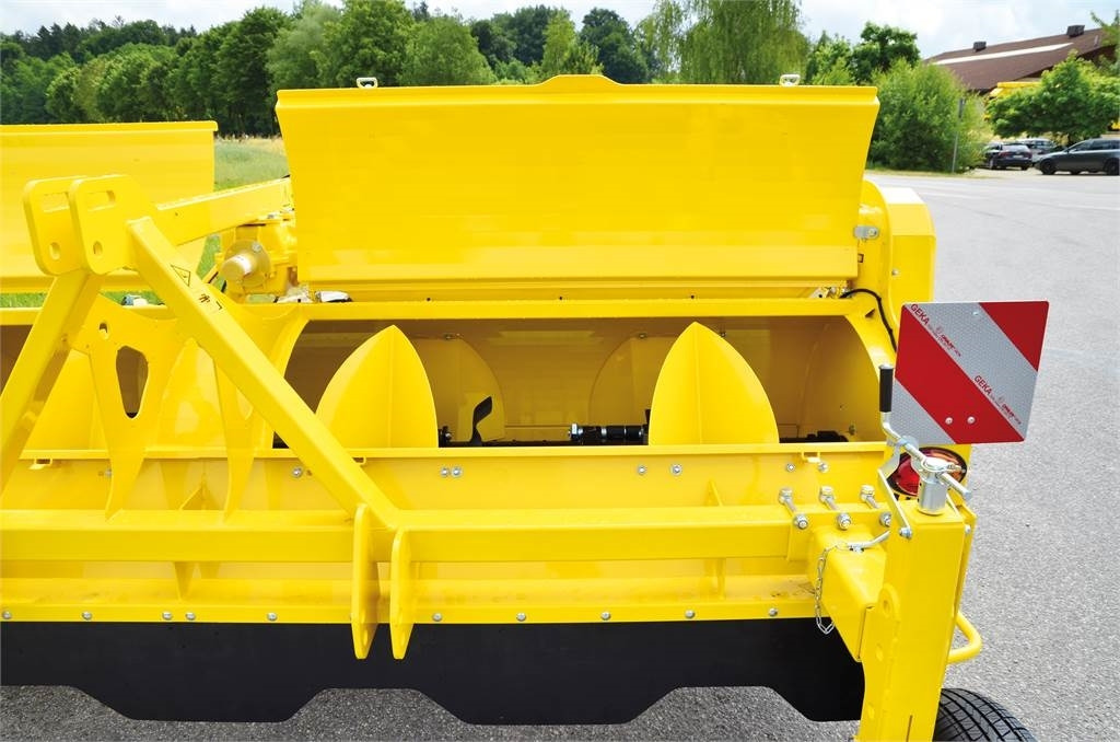 Ropa KS475 - Dàn băm cỏ: hình 3 Ropa KS475 - Dàn băm cỏ: hình 3
