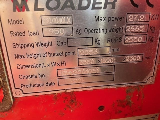 VM Loader 1040 XL - Máy xúc lật mini gấp khúc: hình 2 VM Loader 1040 XL - Máy xúc lật mini gấp khúc: hình 2