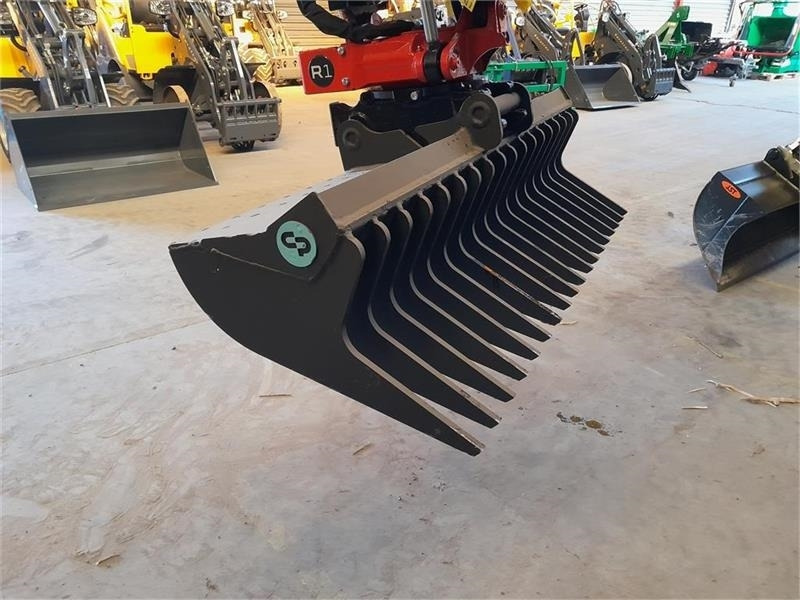 - - - CP METAL RIVE - Dàn trải/ Cào: hình 1 - - - CP METAL RIVE - Dàn trải/ Cào: hình 1