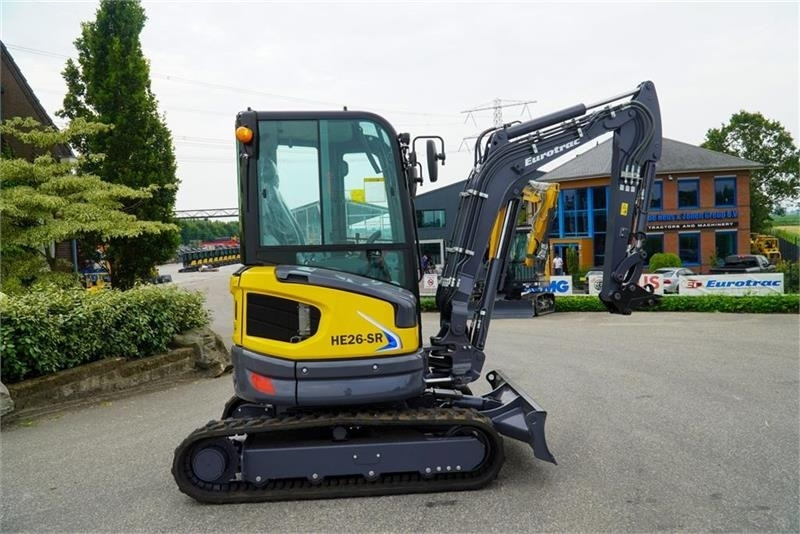 Eurotrac HE26-SR - Máy xúc mini: hình 1 Eurotrac HE26-SR - Máy xúc mini: hình 1
