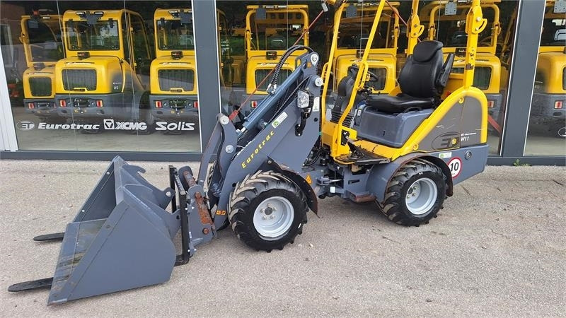 Eurotrac W11 - Máy xúc lật mini gấp khúc: hình 1 Eurotrac W11 - Máy xúc lật mini gấp khúc: hình 1