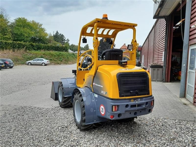 Eurotrac W12 F XL - Máy xúc lật mini gấp khúc: hình 4 Eurotrac W12 F XL - Máy xúc lật mini gấp khúc: hình 4