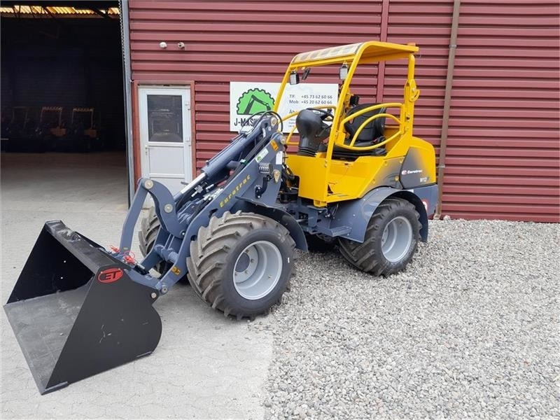 Eurotrac W12 F XL - Máy xúc lật mini gấp khúc: hình 2 Eurotrac W12 F XL - Máy xúc lật mini gấp khúc: hình 2
