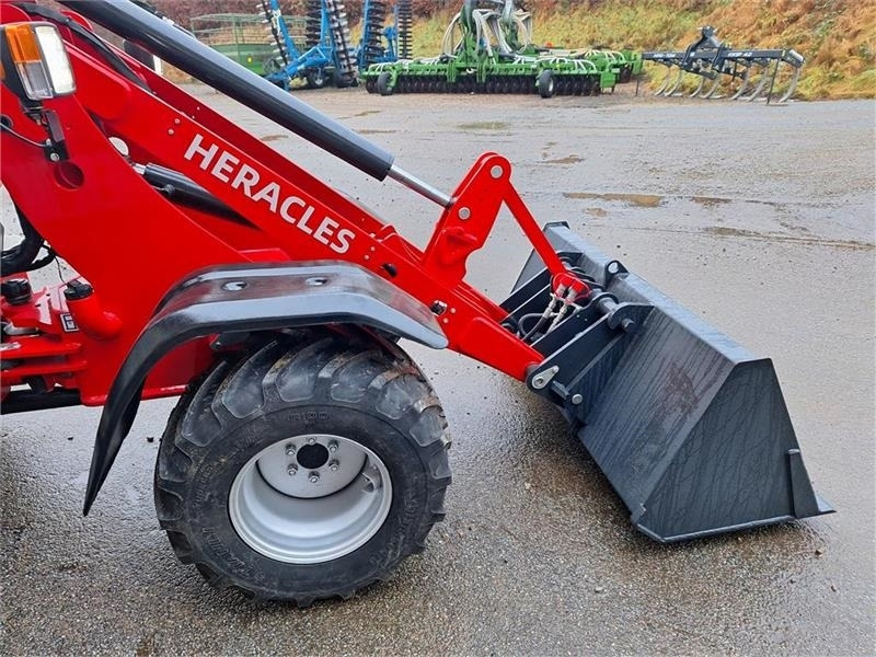 Heracles H220 - Máy xúc lật mini gấp khúc: hình 4 Heracles H220 - Máy xúc lật mini gấp khúc: hình 4