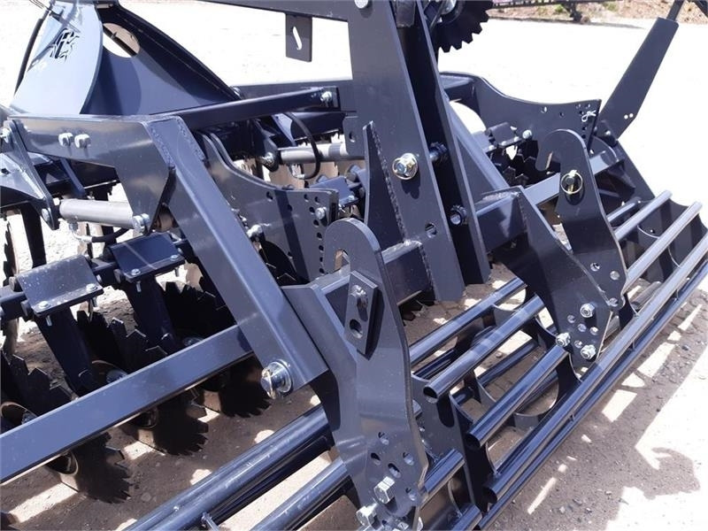 Inter-Tech Diskharve 4 meter J-Maskiner 4 meter med hydraulis - Bừa đĩa: hình 3 Inter-Tech Diskharve 4 meter J-Maskiner 4 meter med hydraulis - Bừa đĩa: hình 3