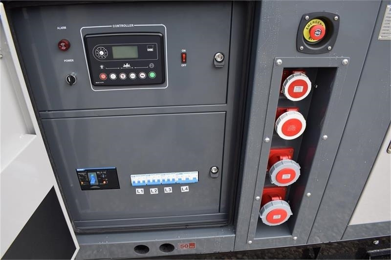 LeRoy Sommer Cummins 155 kVa - Bộ phát điện: hình 5 LeRoy Sommer Cummins 155 kVa - Bộ phát điện: hình 5