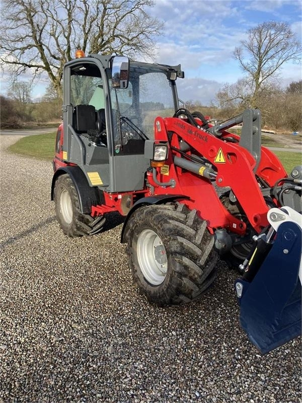 Weidemann 2070 LP - Máy xúc lật mini gấp khúc: hình 2 Weidemann 2070 LP - Máy xúc lật mini gấp khúc: hình 2