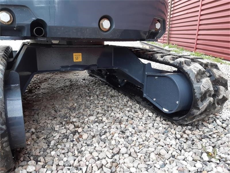 Máy xúc mini XCMG xe27e: hình 17
