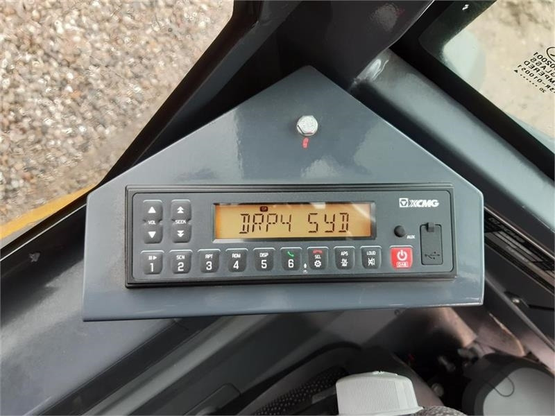 Máy xúc mini XCMG xe27e: hình 8