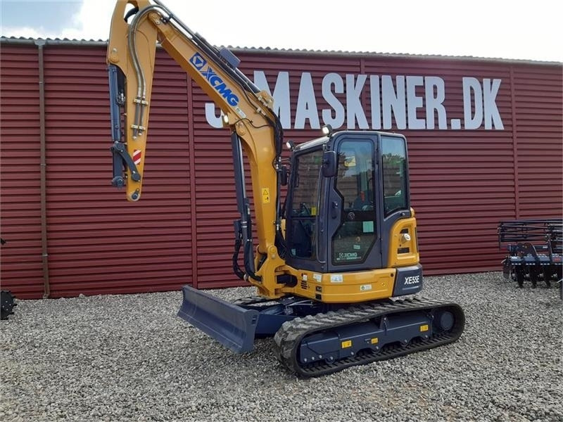 XCMG xe55e - Máy xúc mini: hình 1 XCMG xe55e - Máy xúc mini: hình 1