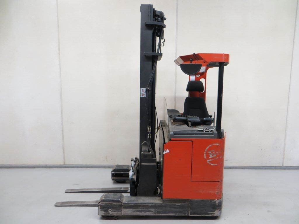 BT RR E2 - Xe tải tiếp cận: hình 2 BT RR E2 - Xe tải tiếp cận: hình 2