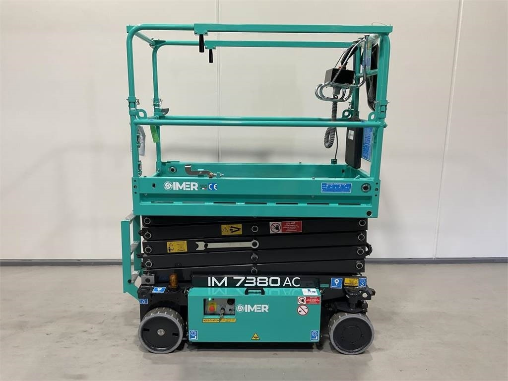 Imer IM 7380 - Máy nâng người hình kéo: hình 1 Imer IM 7380 - Máy nâng người hình kéo: hình 1