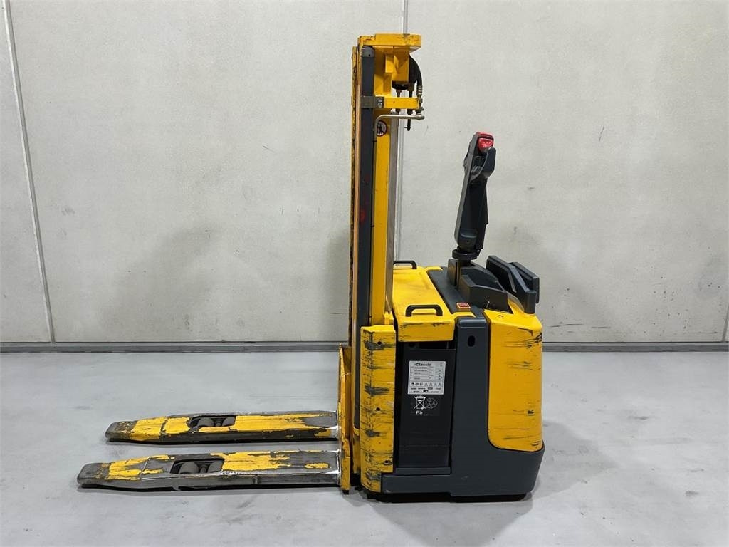 Jungheinrich ERC 14 - Máy xếp chồng: hình 3 Jungheinrich ERC 14 - Máy xếp chồng: hình 3