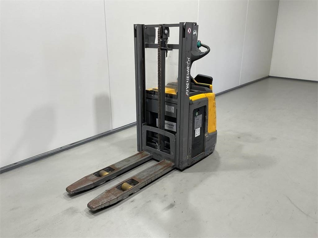 Jungheinrich ERC 212 - Máy xếp chồng: hình 3 Jungheinrich ERC 212 - Máy xếp chồng: hình 3