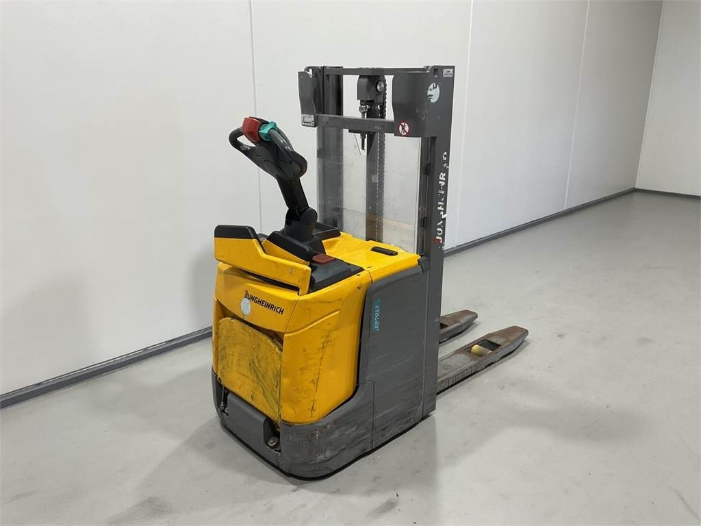 Jungheinrich ERC 212 - Máy xếp chồng: hình 2 Jungheinrich ERC 212 - Máy xếp chồng: hình 2