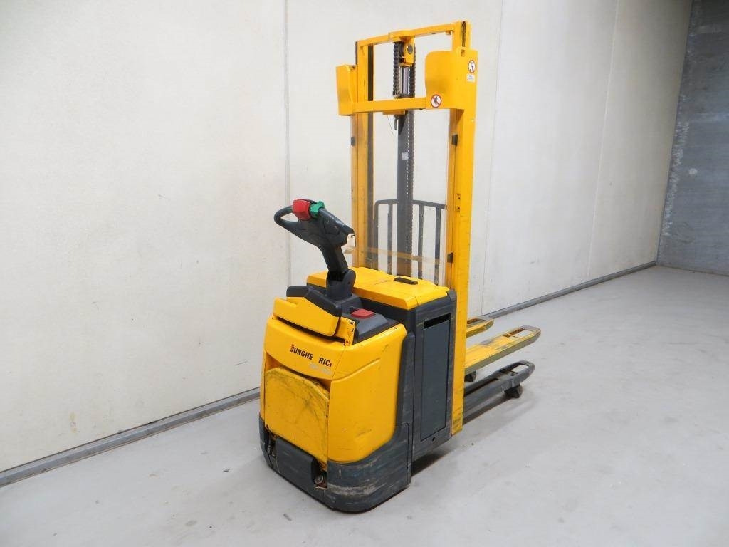 Jungheinrich ERC 212Z - Máy xếp chồng: hình 4 Jungheinrich ERC 212Z - Máy xếp chồng: hình 4