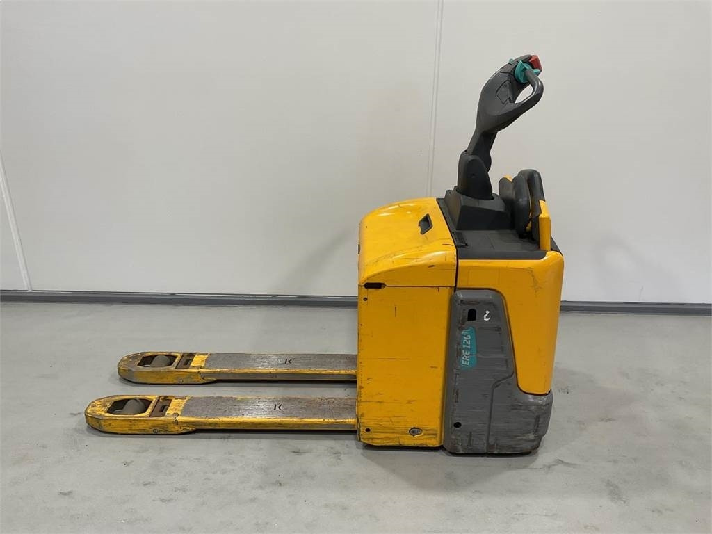 Jungheinrich ERE 120 - Xe tải nâng pallet: hình 3 Jungheinrich ERE 120 - Xe tải nâng pallet: hình 3