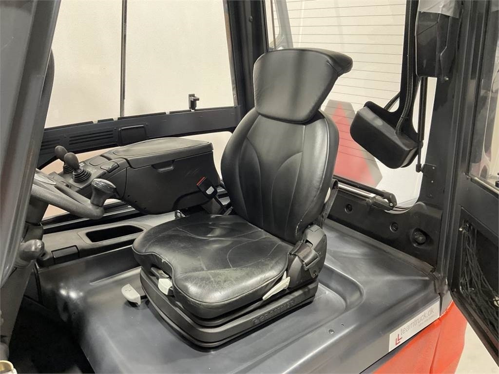 Linde E30/600-02 - Xe nâng điện: hình 5 Linde E30/600-02 - Xe nâng điện: hình 5