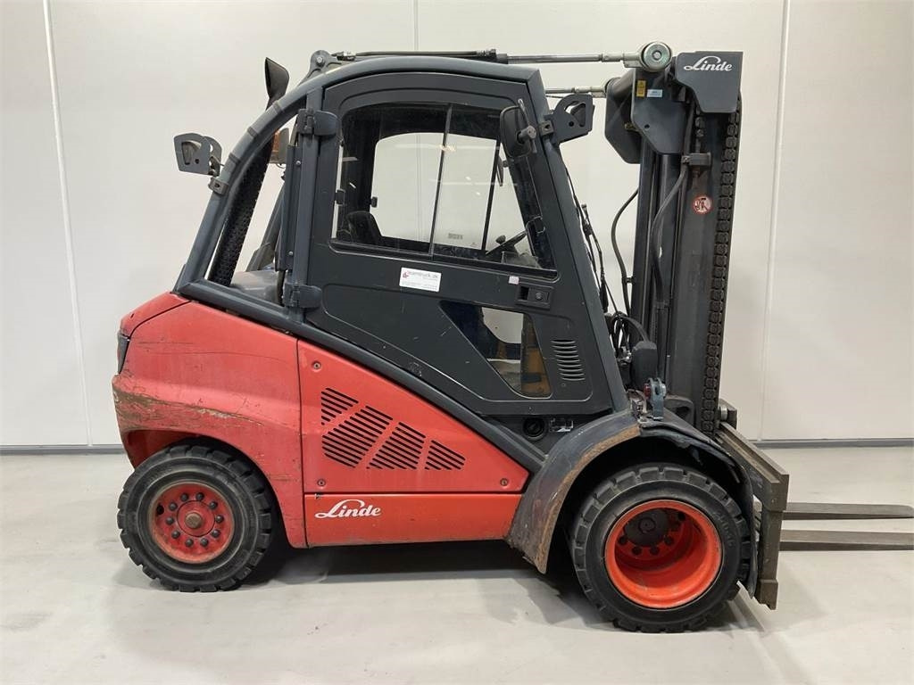 Linde H40D - Xe nâng diesel: hình 1 Linde H40D - Xe nâng diesel: hình 1
