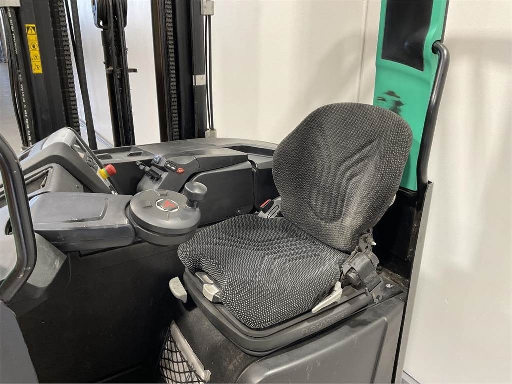 Mitsubishi RB16NH - Xe tải tiếp cận: hình 5 Mitsubishi RB16NH - Xe tải tiếp cận: hình 5