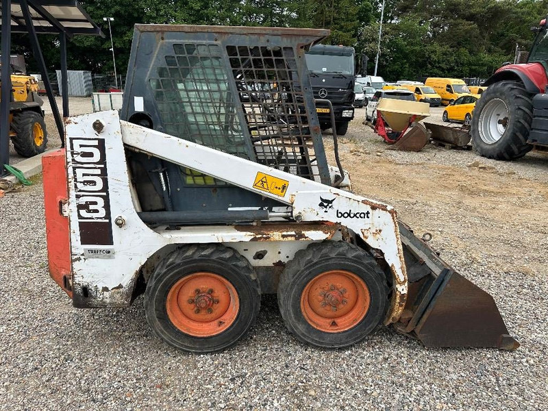 Bobcat 553 - Máy xúc lật đa năng: hình 3 Bobcat 553 - Máy xúc lật đa năng: hình 3