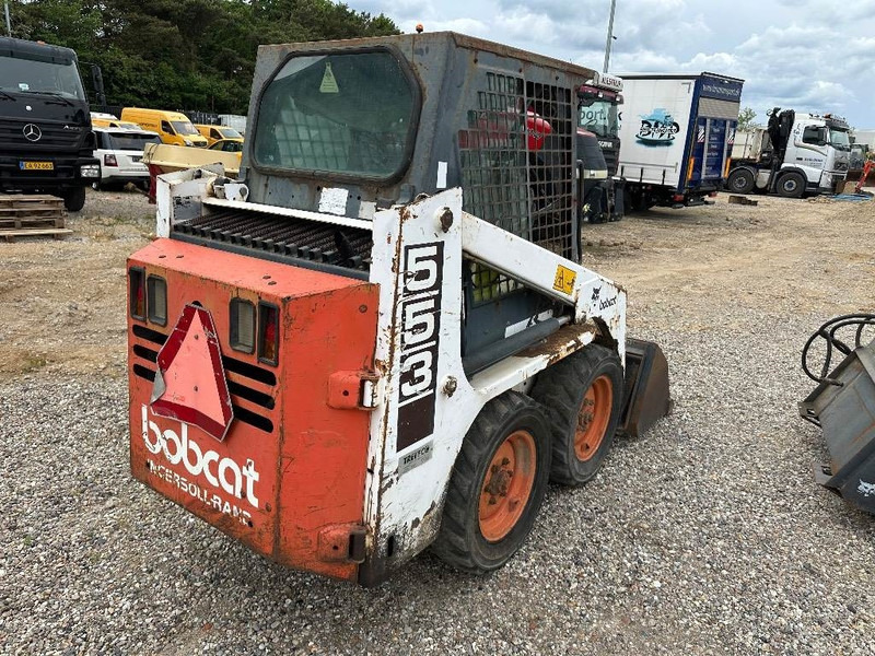 Bobcat 553 - Máy xúc lật đa năng: hình 4 Bobcat 553 - Máy xúc lật đa năng: hình 4