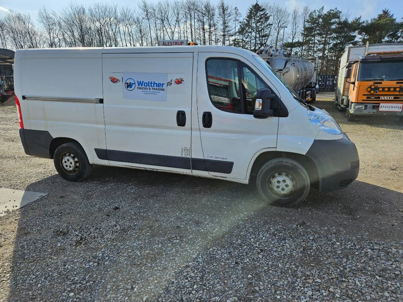 Citroën Jumper 30 2,2 HDi 130 Box - Xe van nhỏ gọn: hình 4 Citroën Jumper 30 2,2 HDi 130 Box - Xe van nhỏ gọn: hình 4