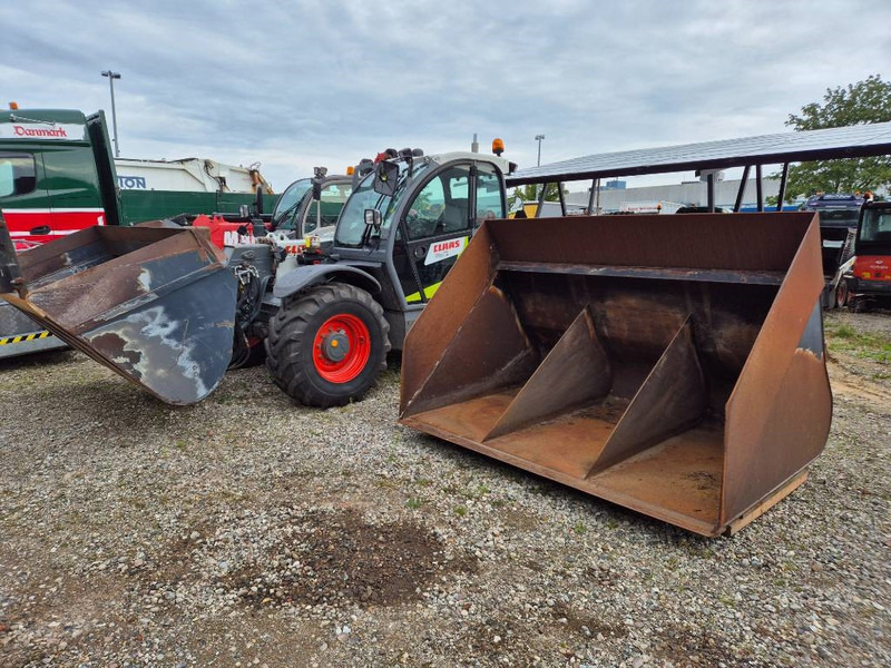 Claas Scorpion 7044 - Xe nhấc hình viễn vọng kính: hình 2 Claas Scorpion 7044 - Xe nhấc hình viễn vọng kính: hình 2