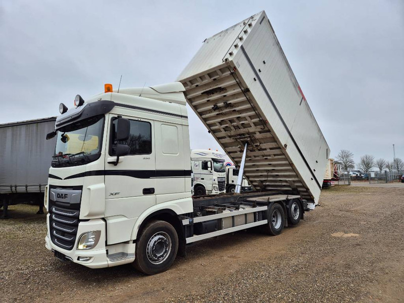 DAF XF 530 6x2 //Volume tipper// - Xe ben: hình 1 DAF XF 530 6x2 //Volume tipper// - Xe ben: hình 1