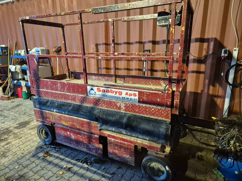 Grove 6-10 meter 2 persons lift - Máy nâng người hình kéo: hình 1 Grove 6-10 meter 2 persons lift - Máy nâng người hình kéo: hình 1