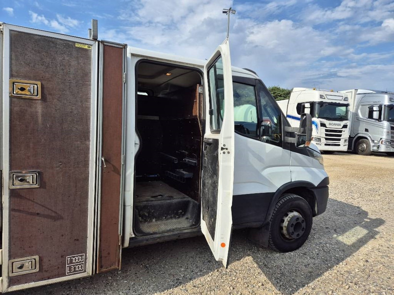 Iveco 70c17 // med lad og presenning - Xe tải thùng lửng/ Phẳng: hình 5 Iveco 70c17 // med lad og presenning - Xe tải thùng lửng/ Phẳng: hình 5