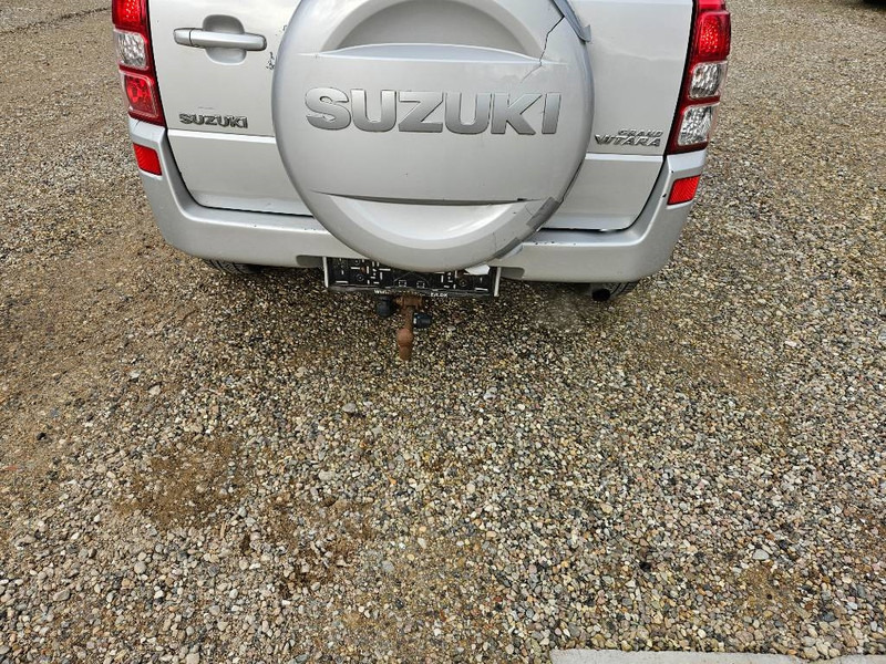Suzuki Grand Vitara 2,0 GLX aut. Van 5d - Xe hơi: hình 4 Suzuki Grand Vitara 2,0 GLX aut. Van 5d - Xe hơi: hình 4