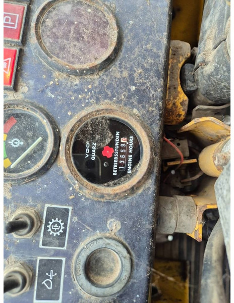 Cho thuê Volvo BM 4300 Volvo BM 4300: hình 15