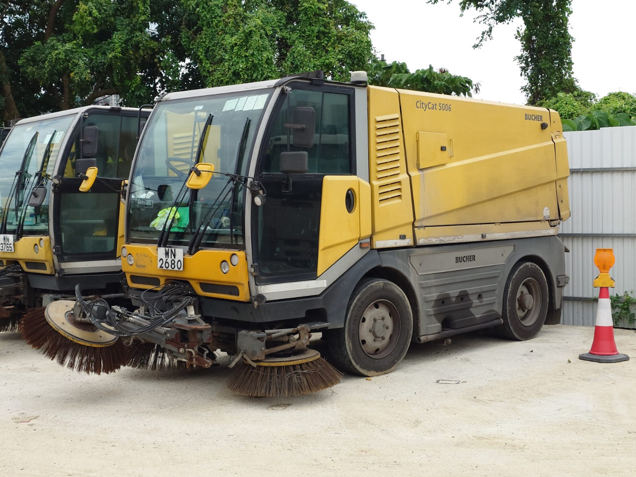 Bucher CityCat 5006 - Xe quét đường: hình 1 Bucher CityCat 5006 - Xe quét đường: hình 1