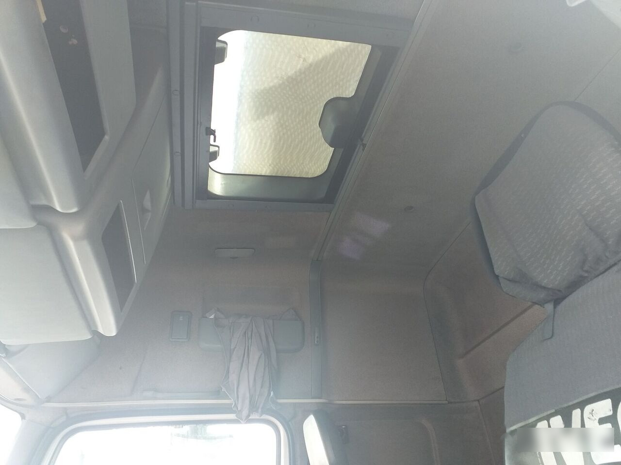 Xe tải thùng mui bạt Mercedes-Benz ATEGO 12.28: hình 12